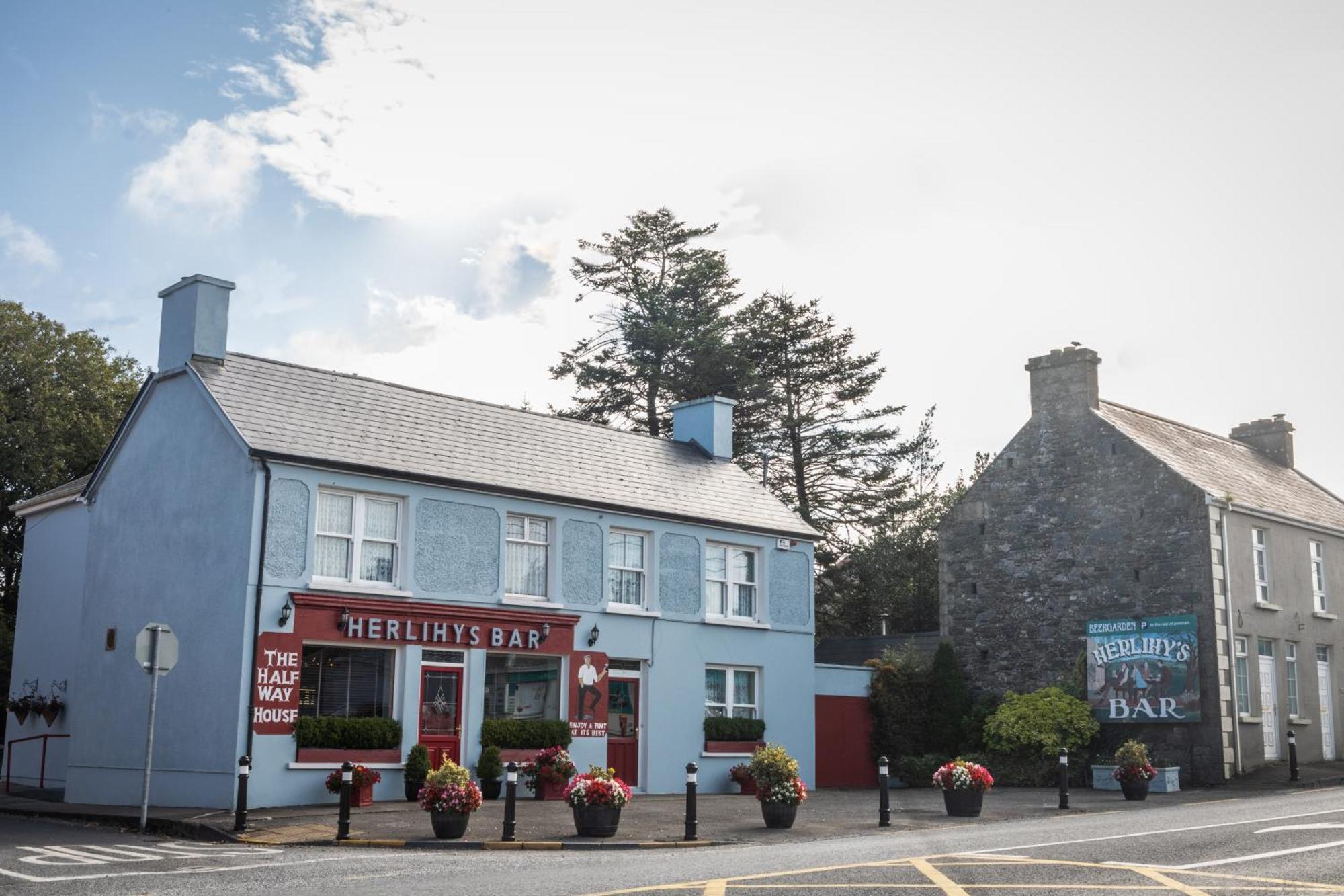 Herlihy'S, Half-Way-House Farranfore Exterior foto